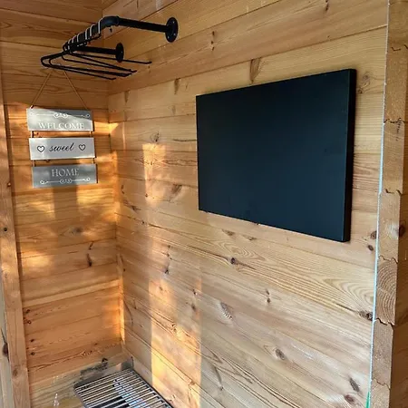Tinyhaus Auf Parkahnlichen Grundstuck Seelenzeit In Ortenberg