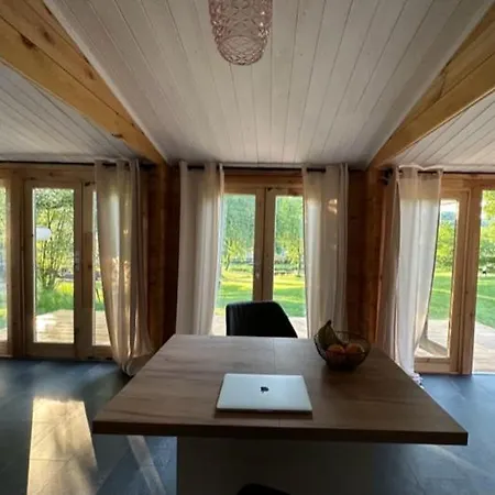 別荘 Tinyhaus Auf Parkahnlichen Grundstuck Seelenzeit In Ortenberg